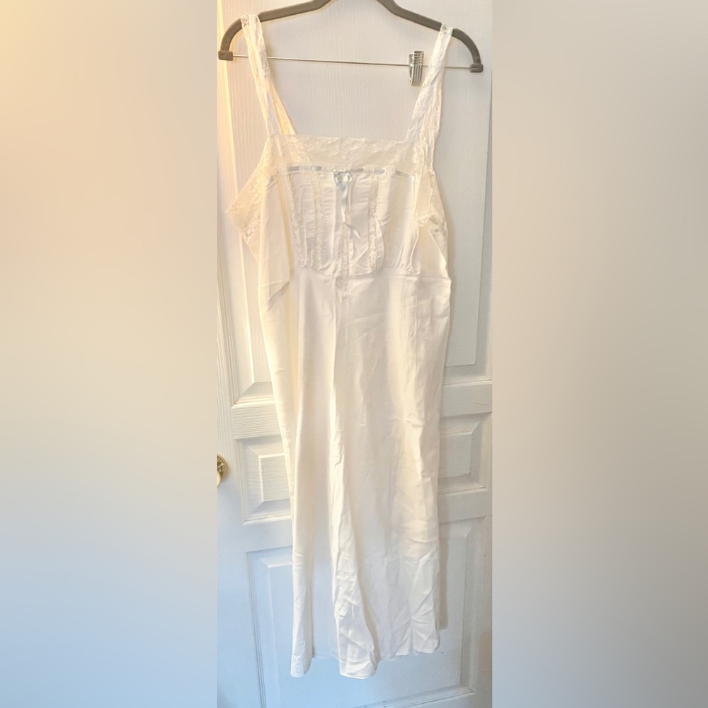 Vintage slip dress light blue accent sz small